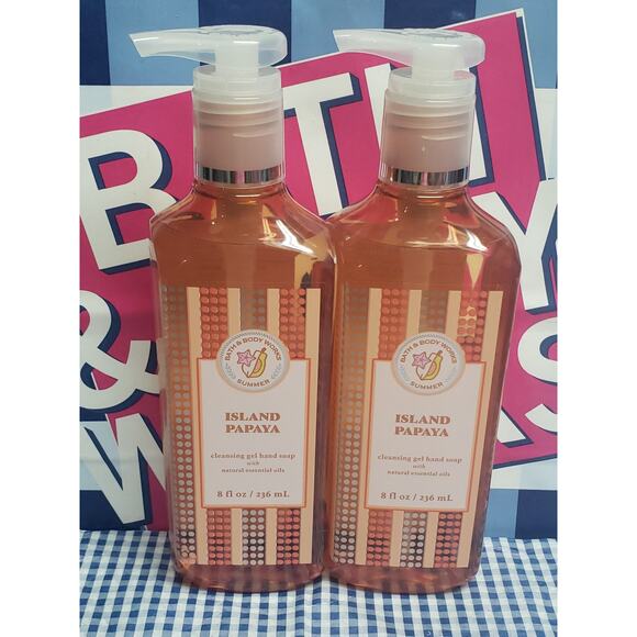 Bath & Body Works Other - BBW Island Papaya Summer Cleansing Gel Hand Soap w Natural Essential Oils 2 Pack